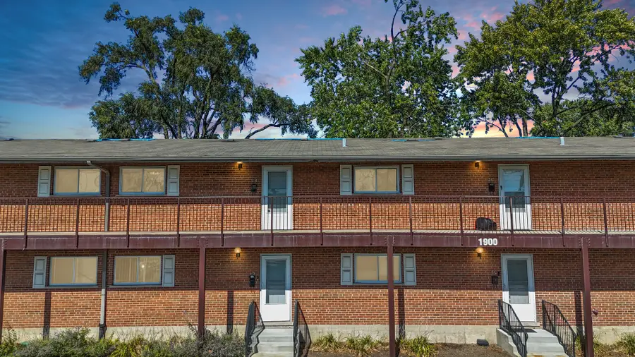 1900 Knightsbridge Drive W #2B, Mount Prospect, IL 60056 - Image #3