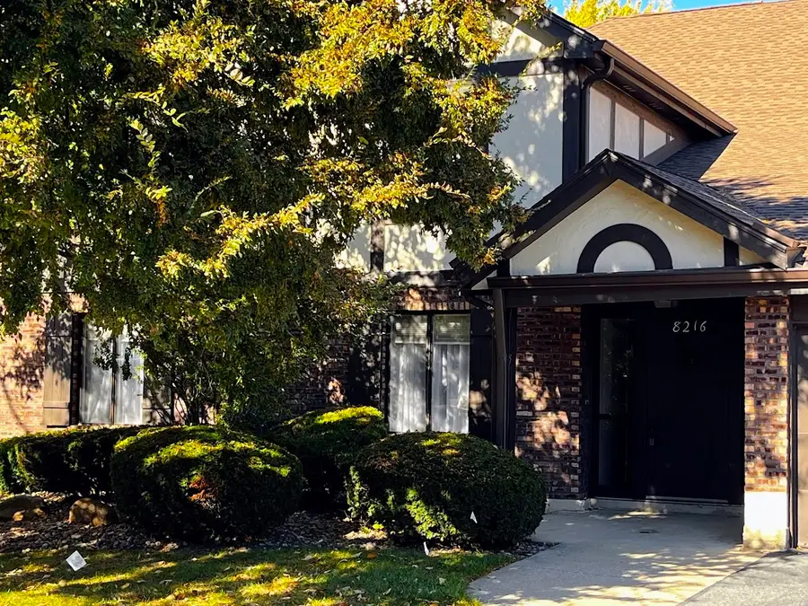 8216 Mulberry Court #8B, Palos Hills, IL 60465 - Image #2