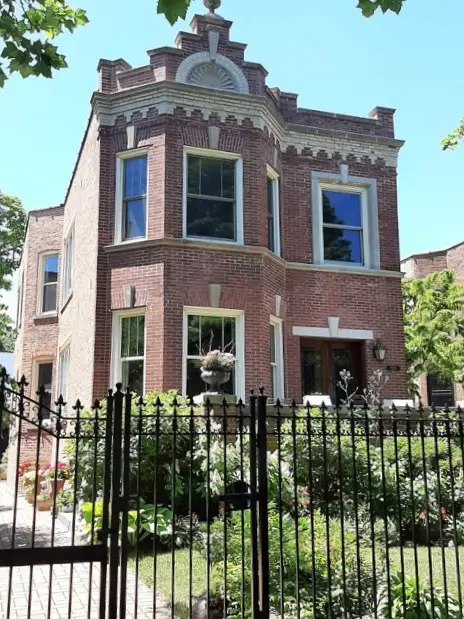 2026 N Humboldt Boulevard, Chicago, IL 60647 - Image #1