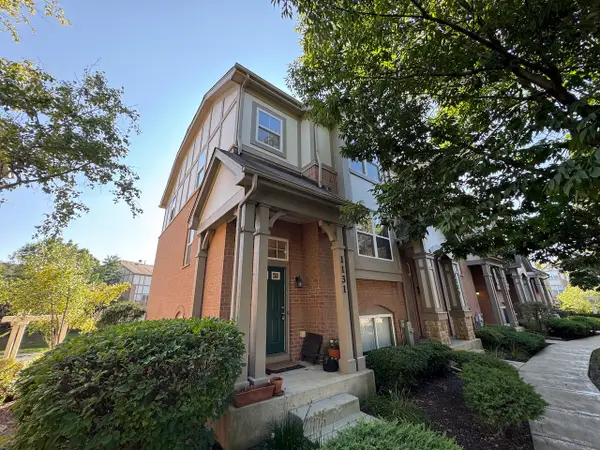 1131 N Claremont Drive, Palatine, IL 60074