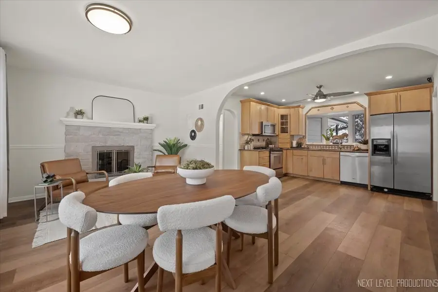 1017 S 6th Street, Saint Charles, IL 60174 - Image #2