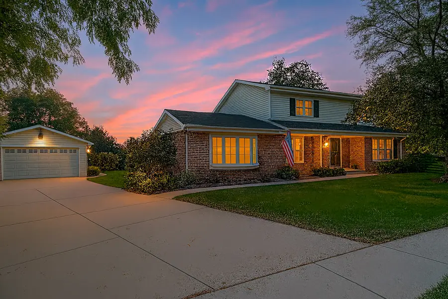 2405 E Miner Street, Arlington Heights, IL 60004 - Image #3