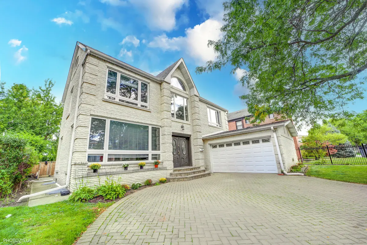 2910 W Gregory Street, Chicago, IL 60625 - Image #1