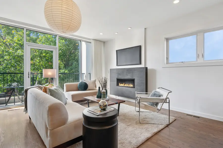 2237 N Hoyne Avenue #3N, Chicago, IL 60647 - Image #2