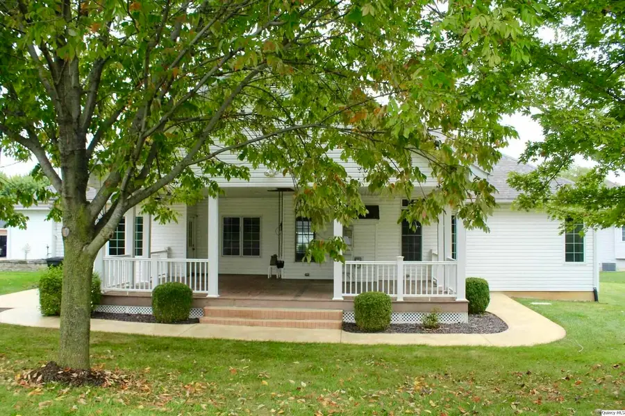 4212 Newbury Ct, Quincy, IL 62305 - Image #2