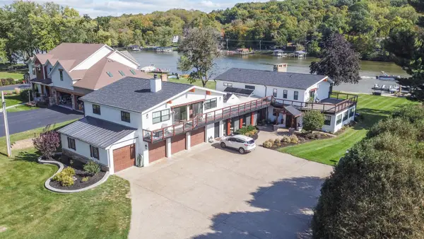 1649 Heather Drive, Algonquin, IL 60102