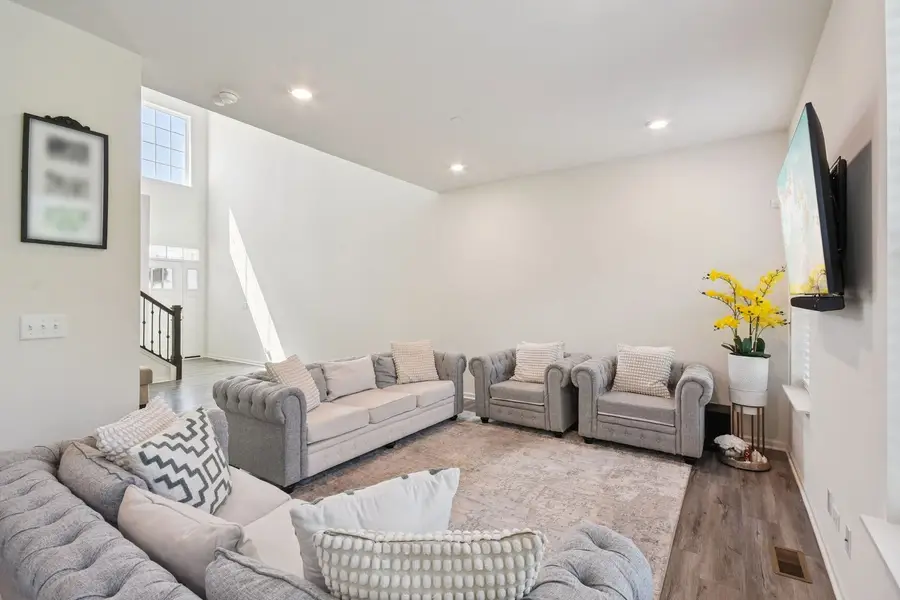 1548 Wind Energy Pass, Batavia, IL 60510 - Image #3