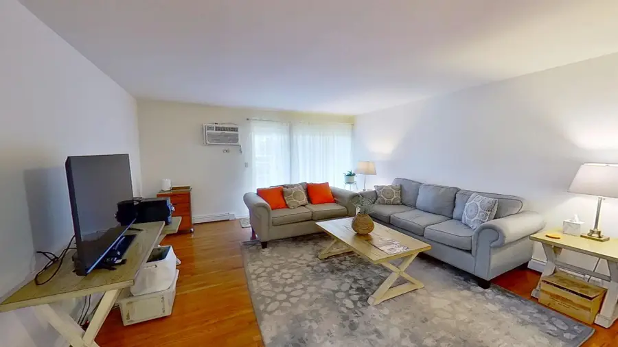 850 S Lorraine Road #1C, Wheaton, IL 60189 - Image #3