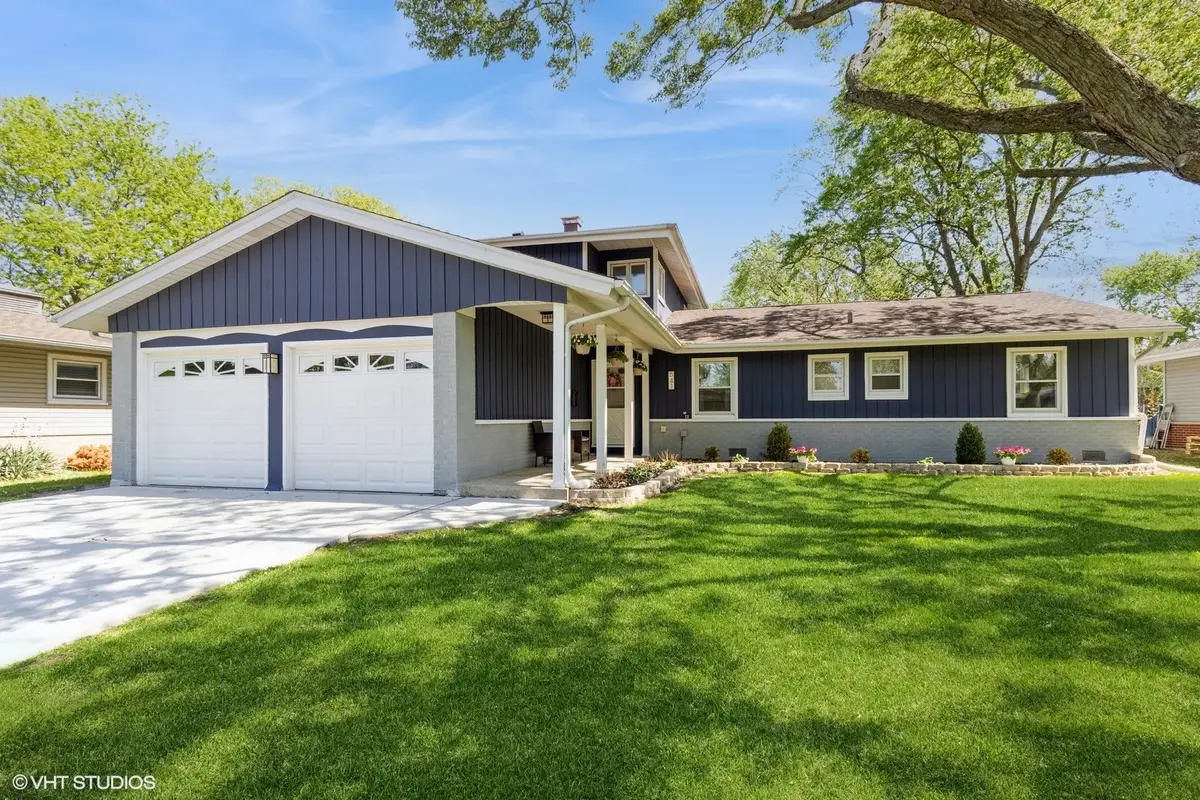 541 Sycamore Drive, Elk Grove Village, IL 60007 - Image #1