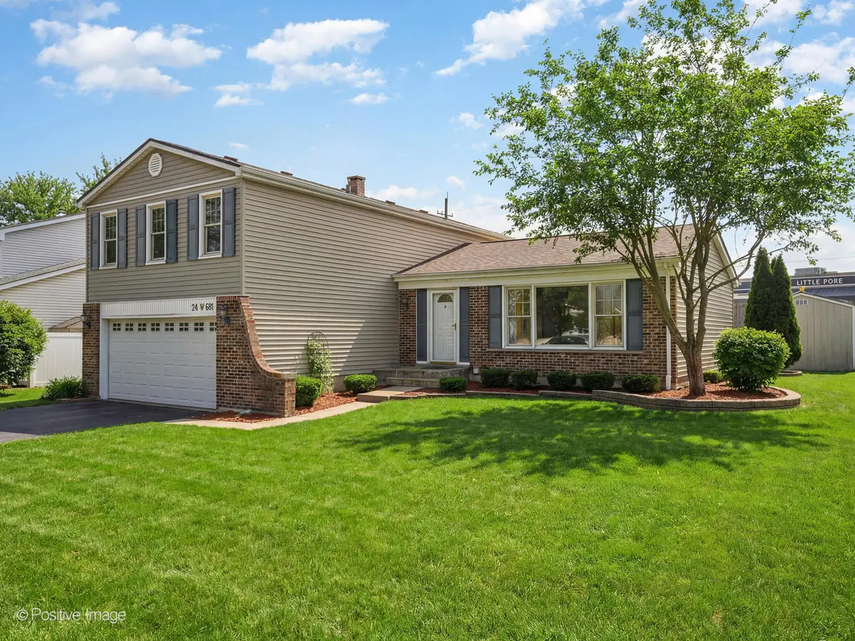 24W681 Woodcrest Drive, Naperville, IL 60540 - Image #1