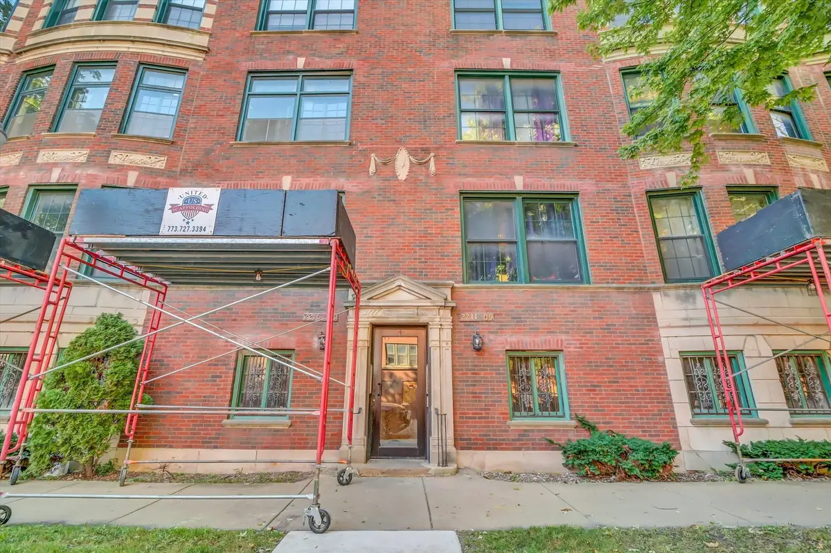 2213 E 68th Street #1E, Chicago, IL 60649 - Image #1