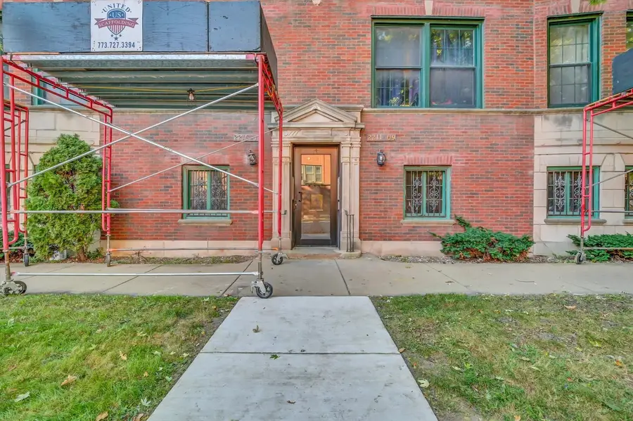2213 E 68th Street #1E, Chicago, IL 60649 - Image #2