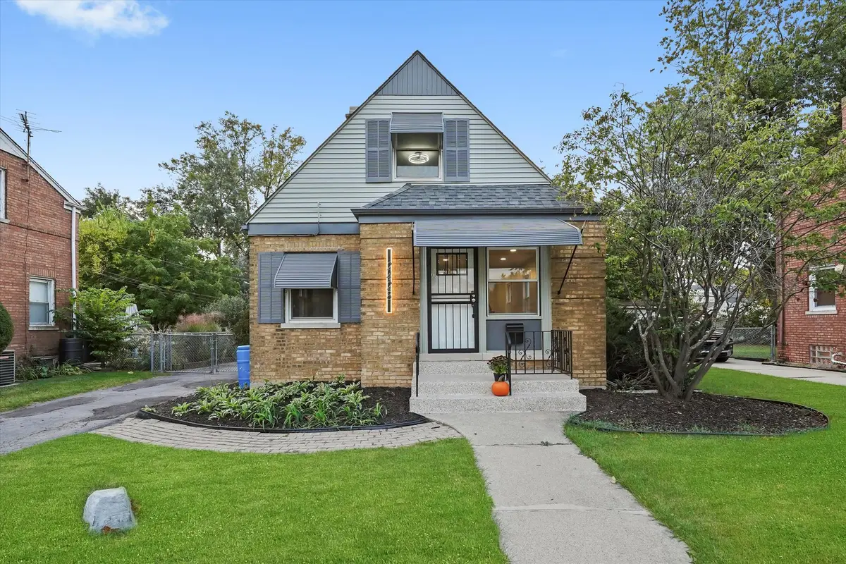 2428 S 19th Avenue, Broadview, IL 60155 - Image #1