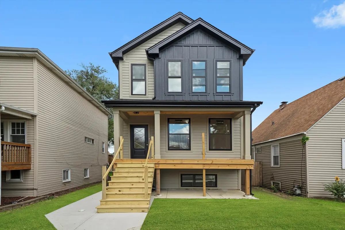 10649 S Sawyer Avenue, Chicago, IL 60655 - Image #1
