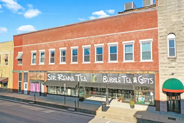 113 N Kickapoo Street, Lincoln, IL 62656