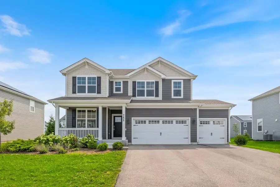 752 Kentshire Circle, Elgin, IL 60124 - Image #2