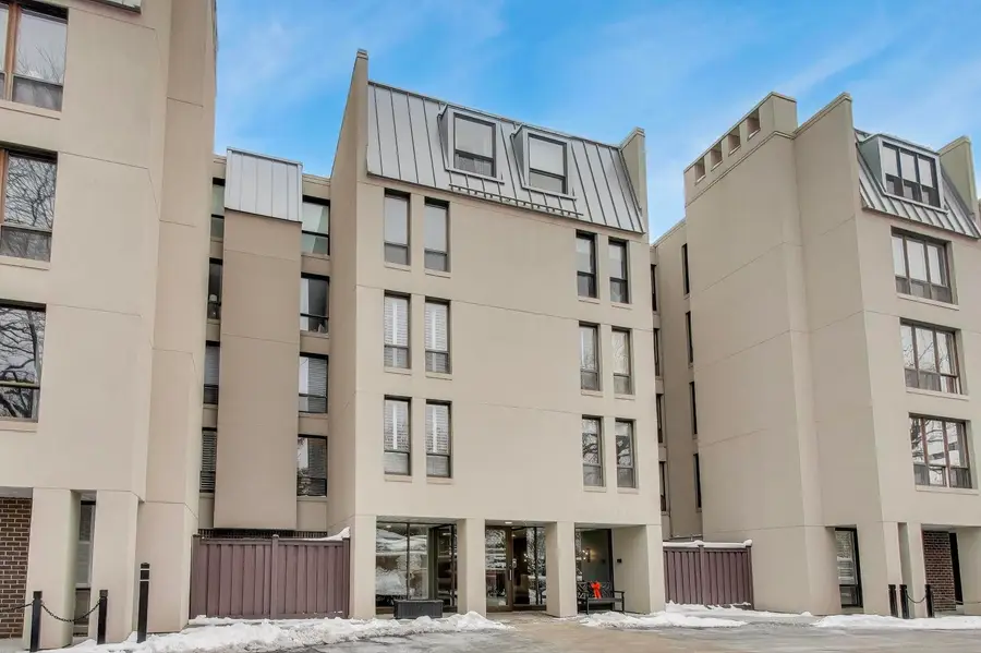 650 Winnetka Mews #310, Winnetka, IL 60093 - Image #2