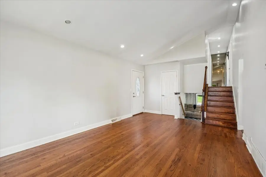 2243 S Wolf Road, Des Plaines, IL 60018 - Image #3