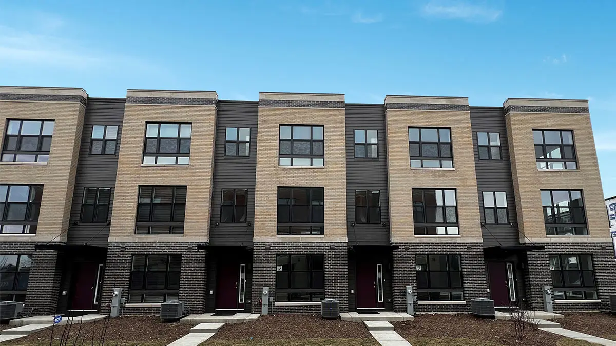 385 Summit Circle, Lombard, IL 60148 - Image #1