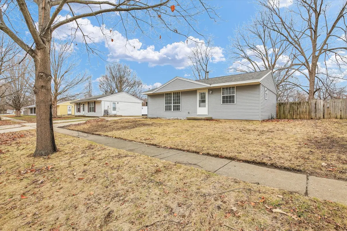 3206 York Drive, Champaign, IL 61821 - Image #1