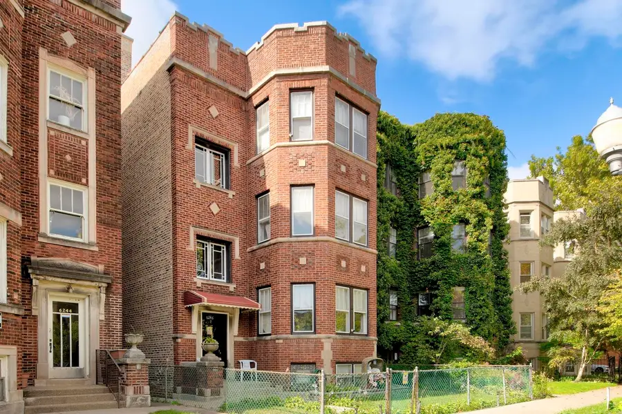 6246 N Oakley Avenue, Chicago, IL 60659 - Image #2