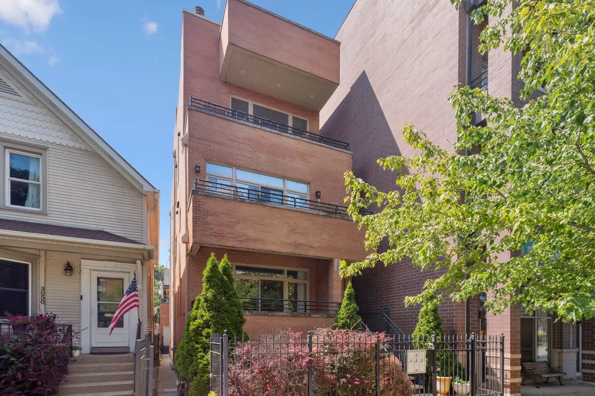 3052 N Oakley Avenue #1, Chicago, IL 60618 - Image #1