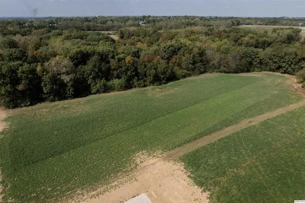 5911 Orchards Edge Lane, Quincy, IL 62305