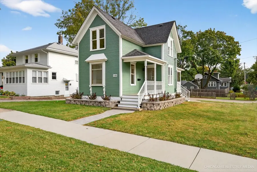 102 Center Street, Algonquin, IL 60102 - Image #2