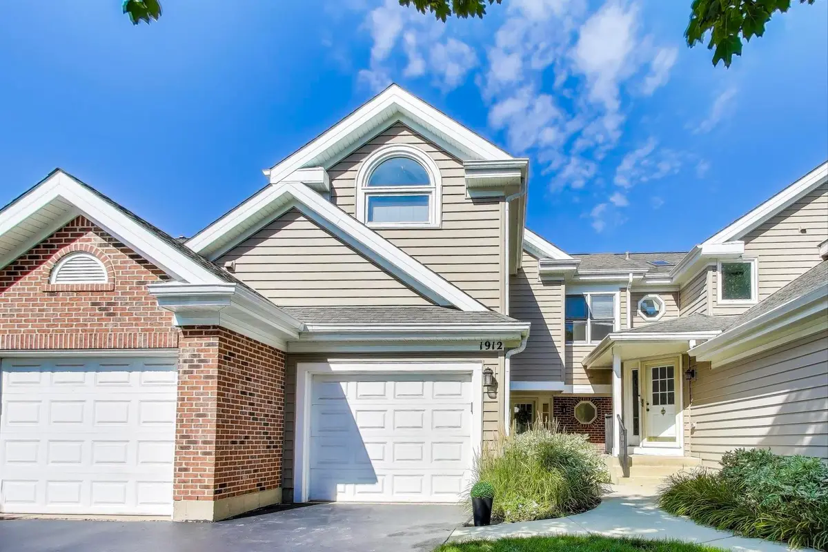 1912 N Coldspring Road, Arlington Heights, IL 60004 - Image #1