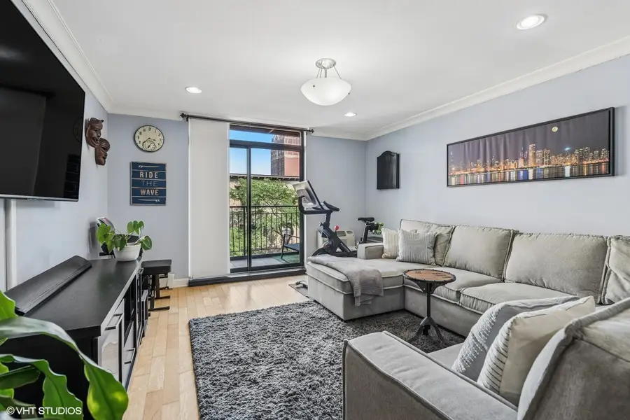 3900 N Pine Grove Avenue #409, Chicago, IL 60613 - Image #2