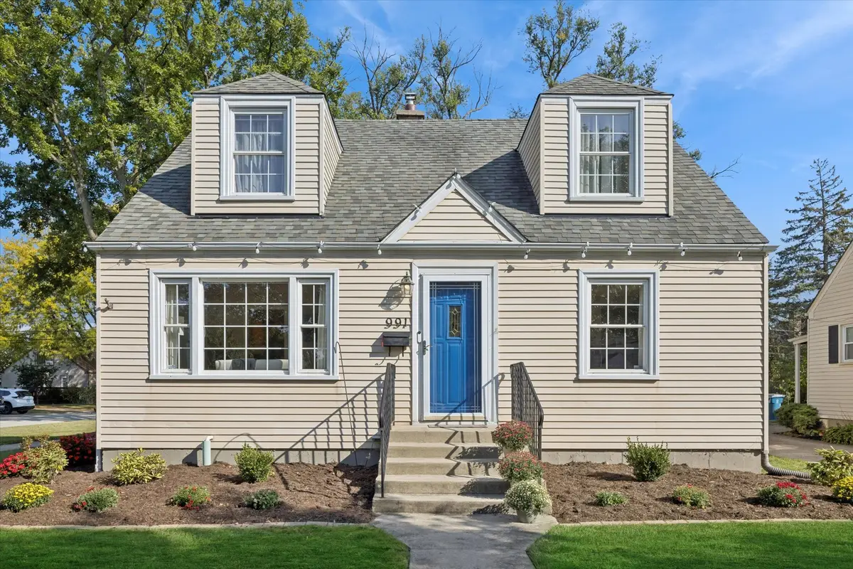 991 S Swain Avenue, Elmhurst, IL 60126 - Image #1