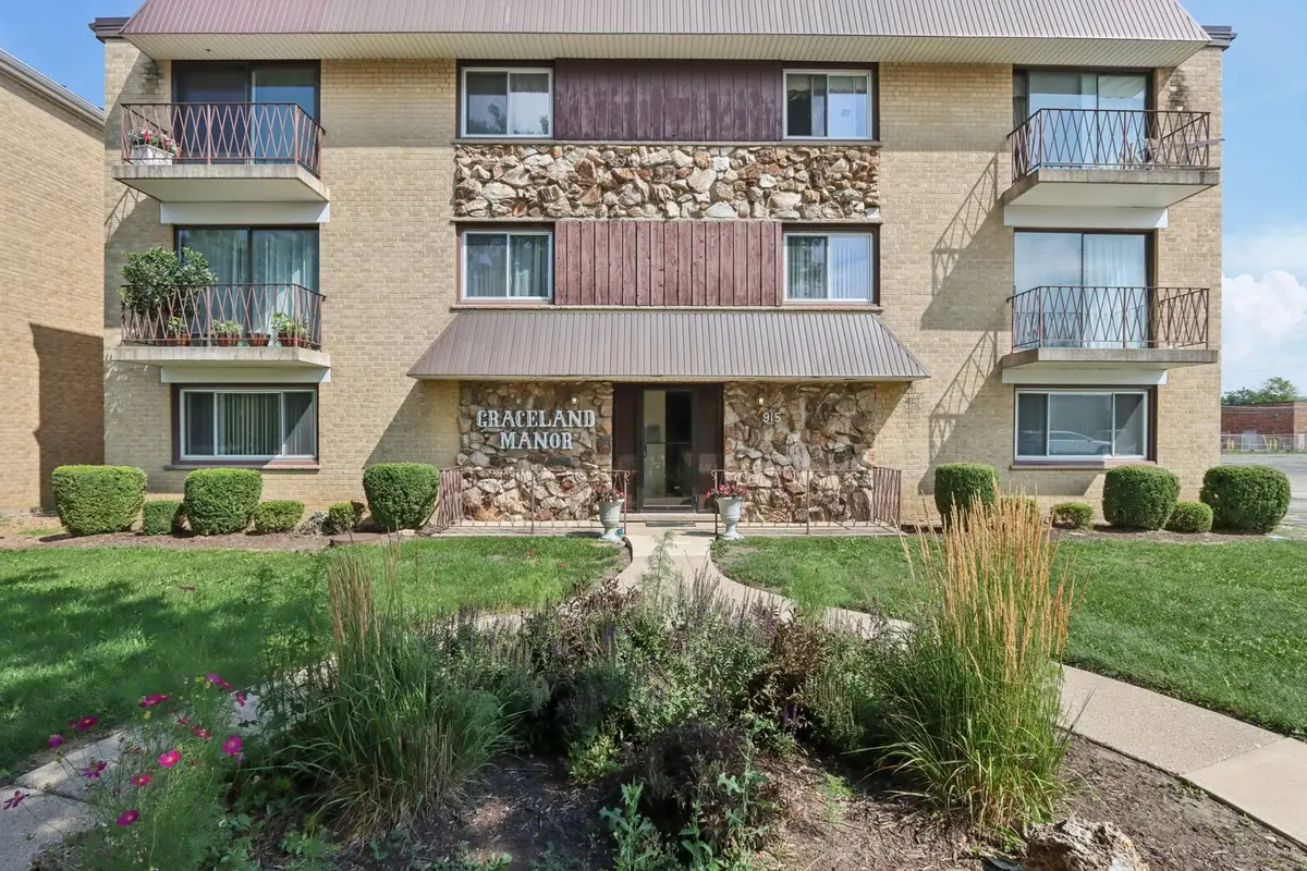 915 Graceland Avenue #1E, Des Plaines, IL 60016 - Image #1