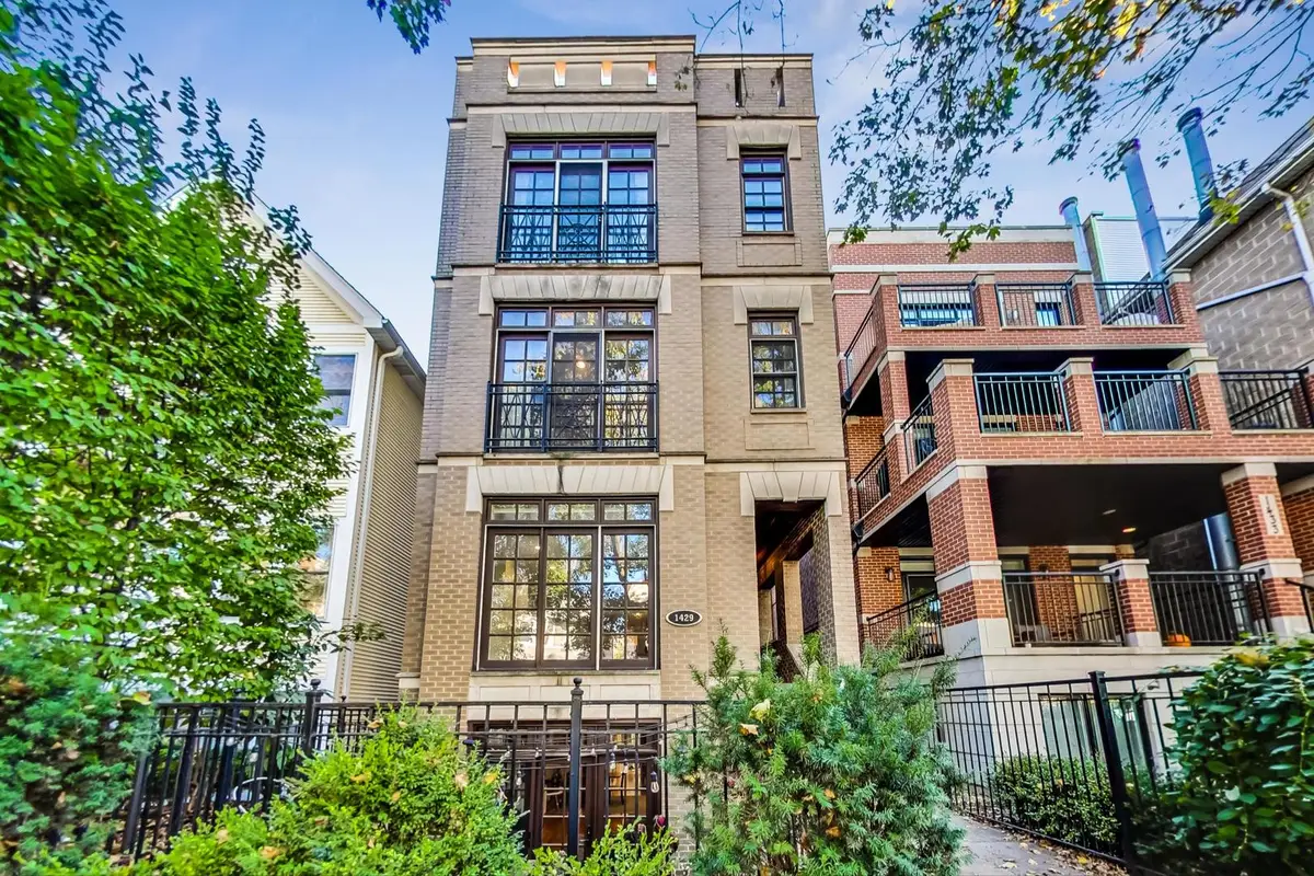 1429 W Henderson Street #1, Chicago, IL 60657 - Image #1