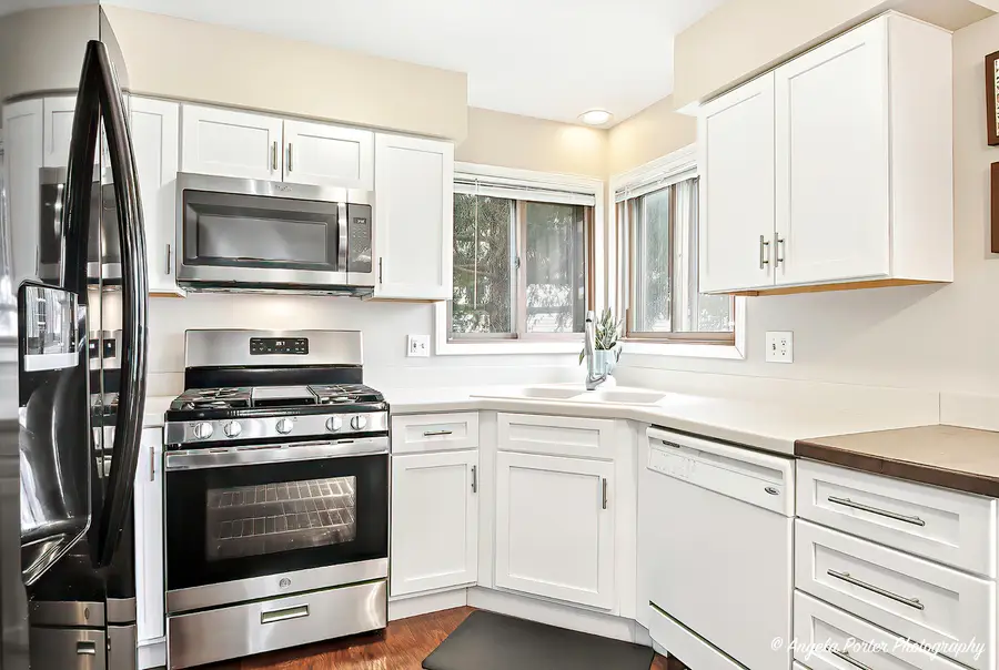 386 Copper Canyon Trail, Cary, IL 60013 - Image #2