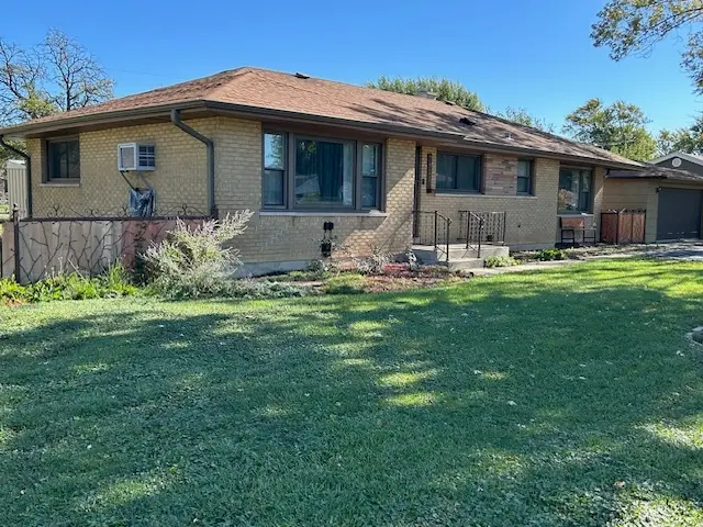 7921 Mobile Avenue, Burbank, IL 60459 - Image #1