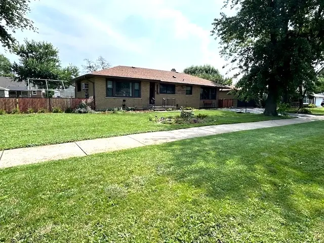 7921 Mobile Avenue, Burbank, IL 60459 - Image #2
