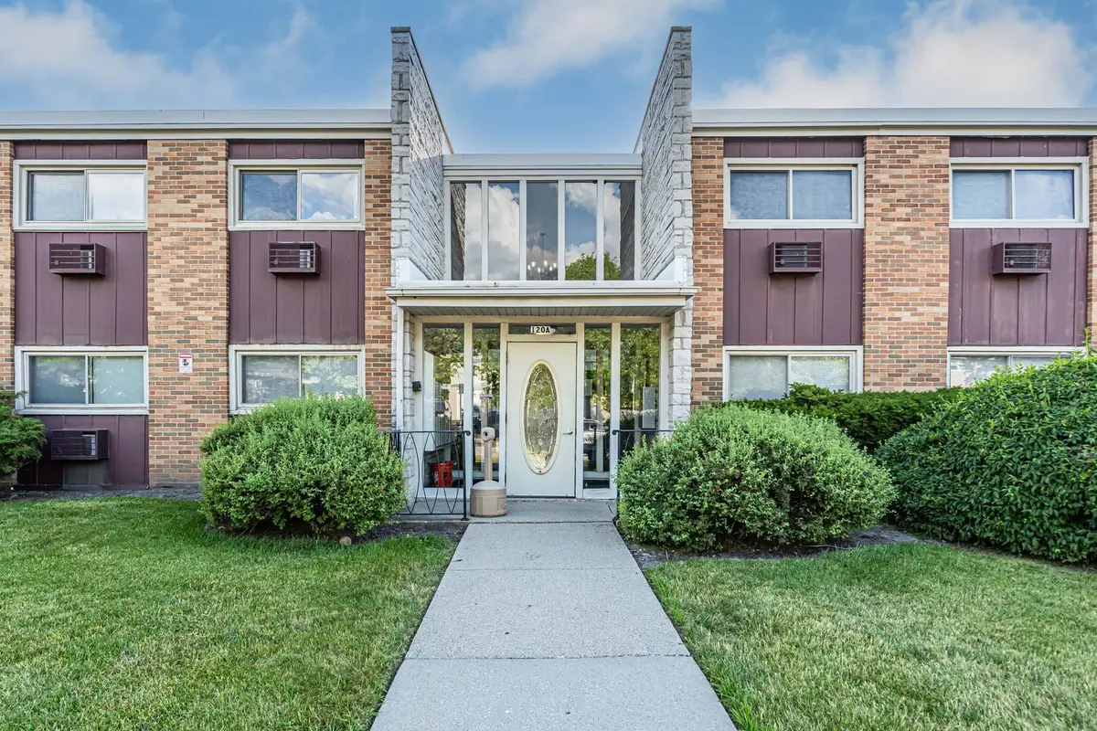 120A Collen Drive #105, Lombard, IL 60148 - Image #1