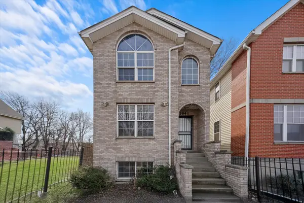 3841 W Maypole Avenue, Chicago, IL 60624