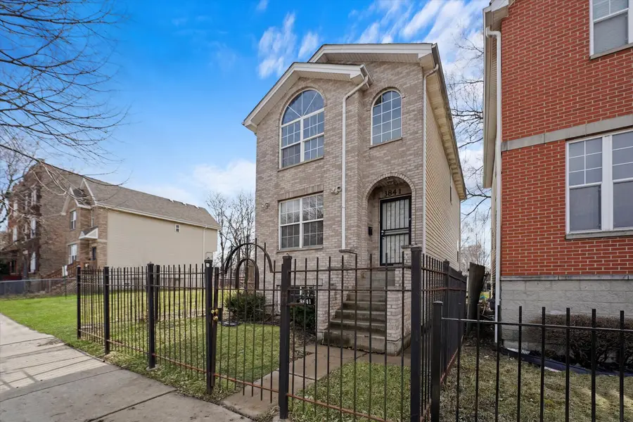 3841 W Maypole Avenue, Chicago, IL 60624 - Image #3