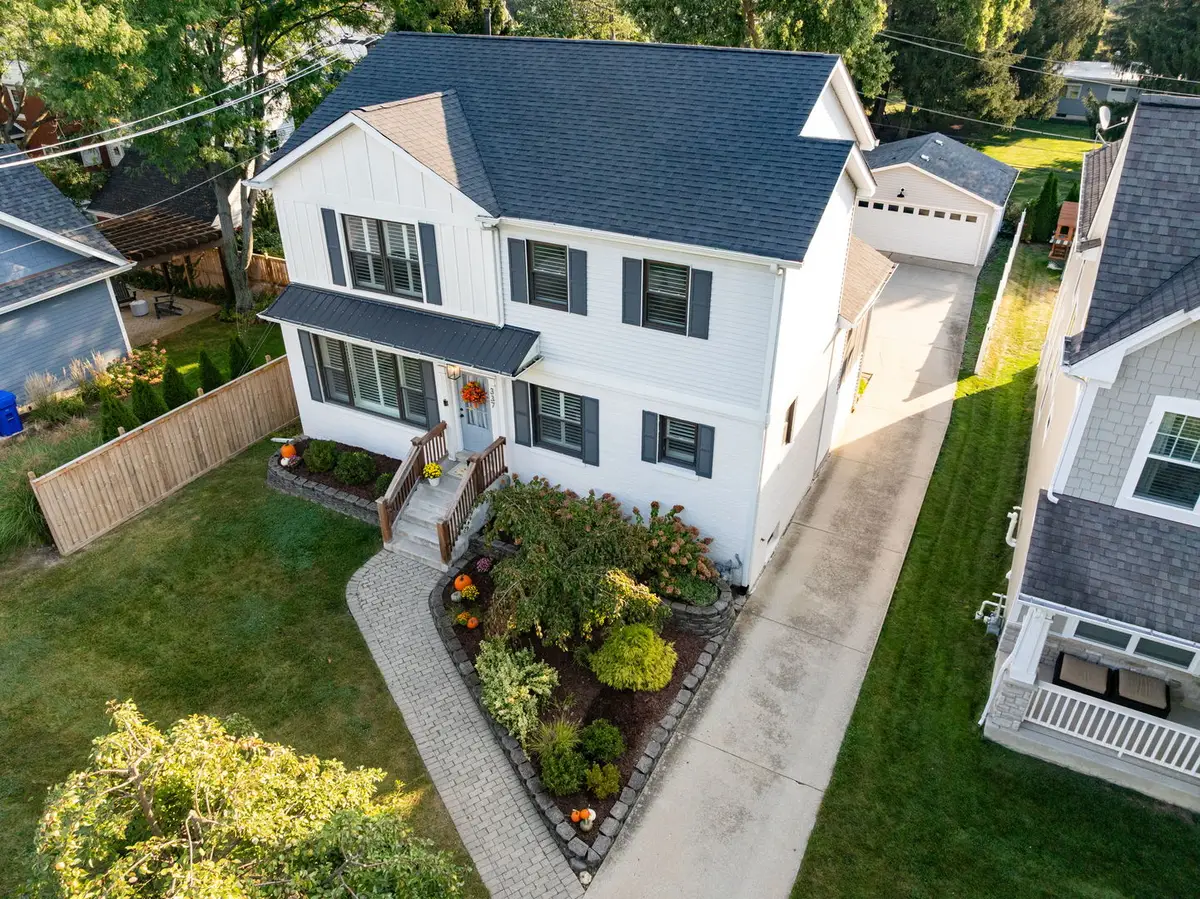 Address Withheld By Seller, Glen Ellyn, IL 60137 - Image #1