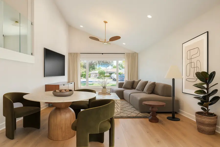 1025 N Knight Avenue, Park Ridge, IL 60068 - Image #2