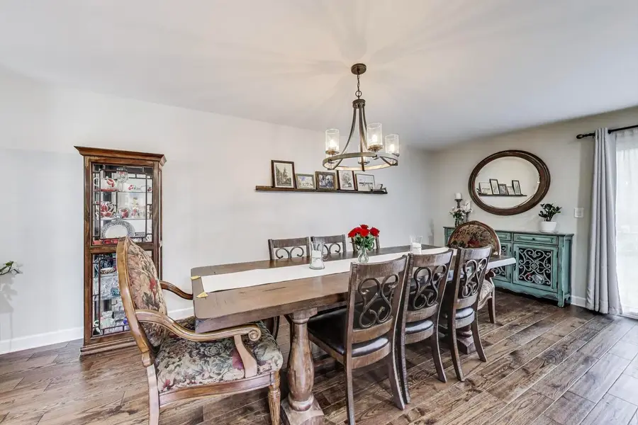 107 W Brighton Place, Mount Prospect, IL 60056 - Image #3