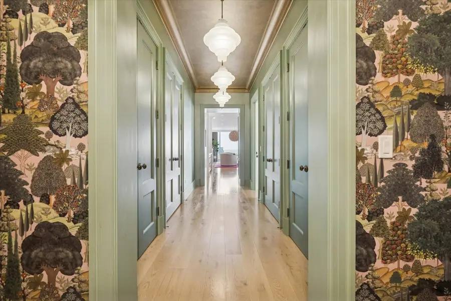 Address Withheld By Seller, Chicago, IL 60610 - #2