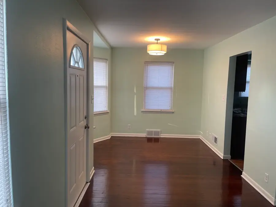 863 Mackinaw Avenue, Calumet City, IL 60409 - Image #2