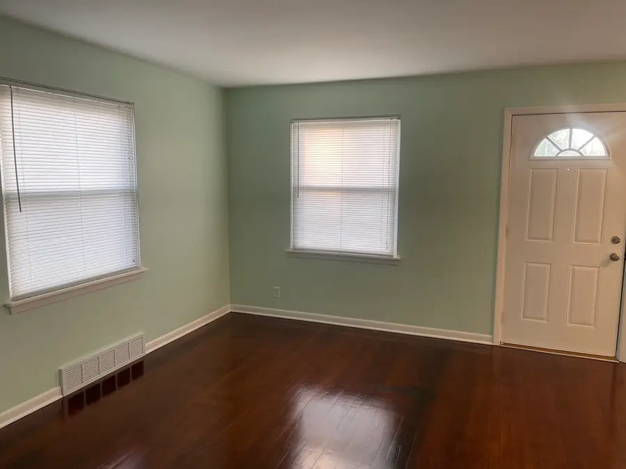 863 Mackinaw Avenue, Calumet City, IL 60409 - Image #3