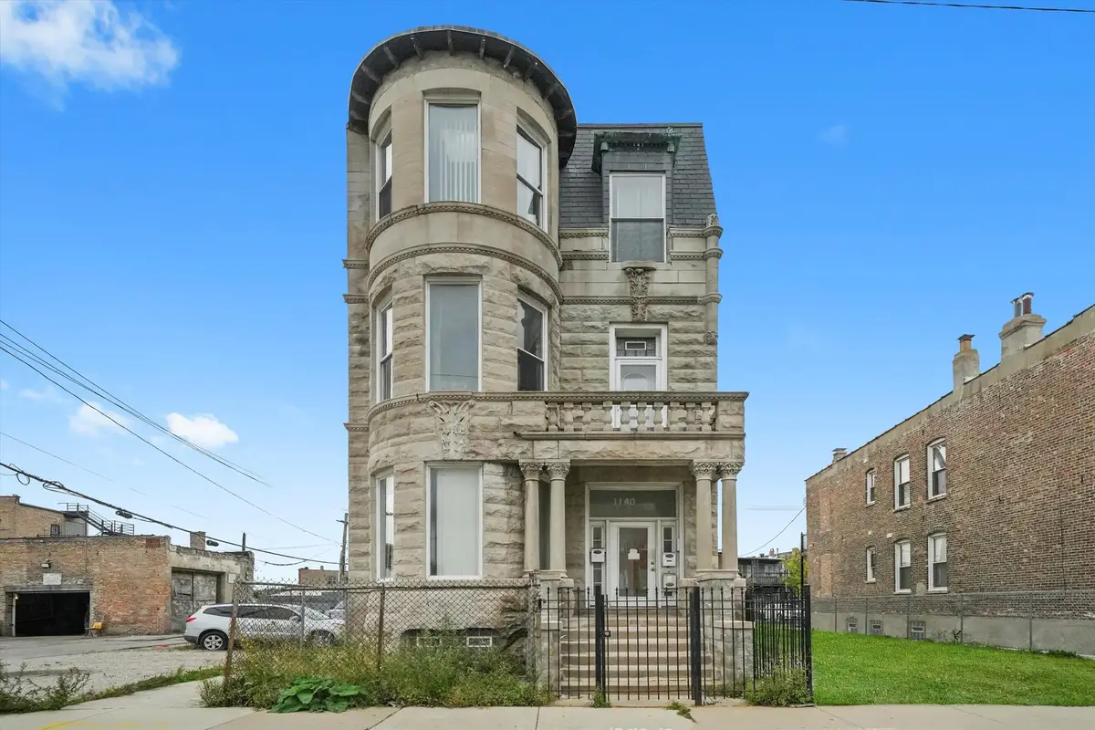 1140 S Sacramento Boulevard, Chicago, IL 60612 - Image #1