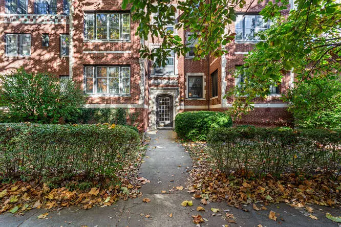 808 W Park Avenue #8, Champaign, IL 61820 - Image #1