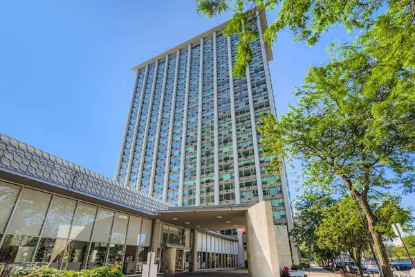 3600 N Lake Shore Drive #1323, Chicago, IL 60613