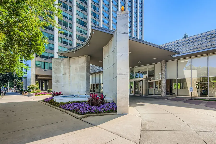 3600 N Lake Shore Drive #1323, Chicago, IL 60613 - Image #2