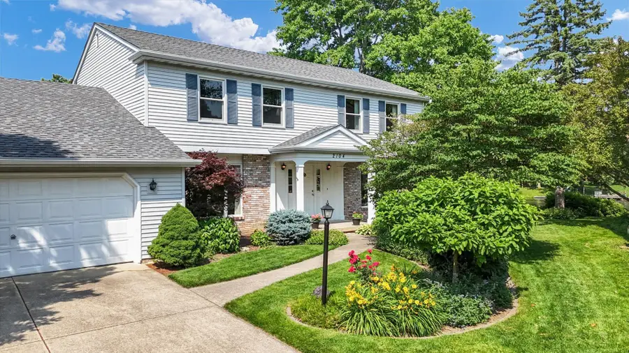 2104 Georgetown Circle, Champaign, IL 61821 - Image #2